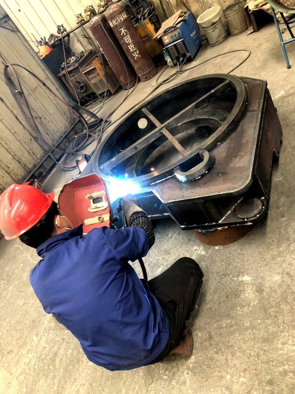 精密設(shè)備部件加工